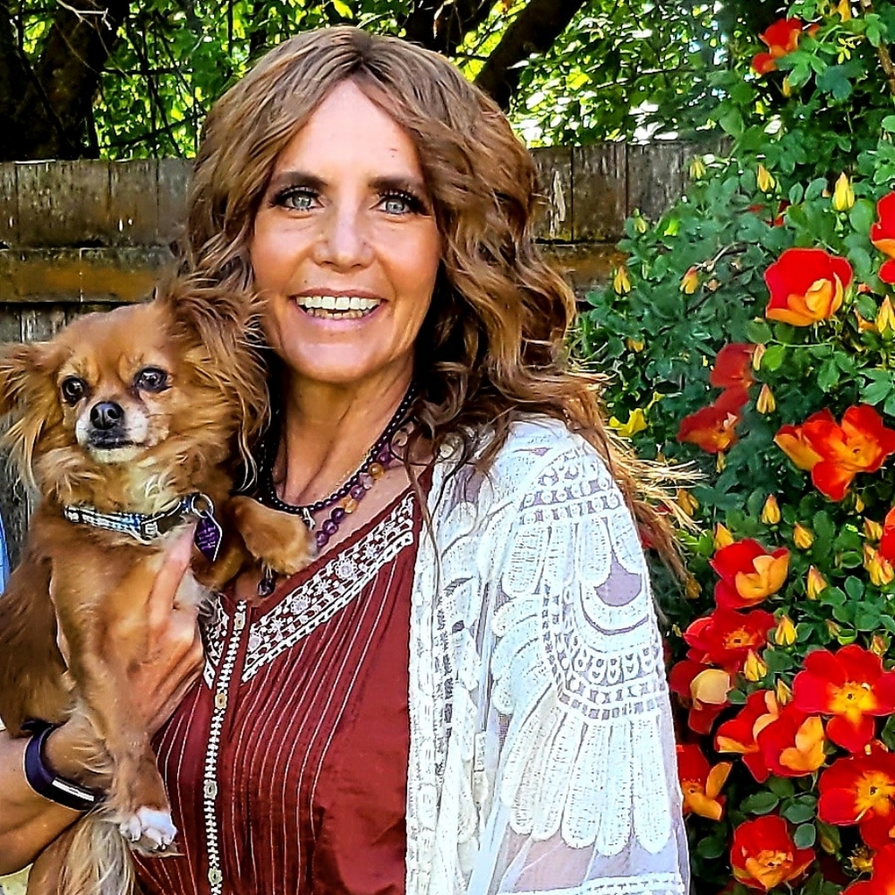 Meet your Posher, Suzette